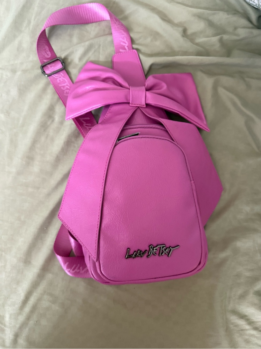 Luv Betsey Betsey Johnson Pink Bow Sling Backpack NWOT